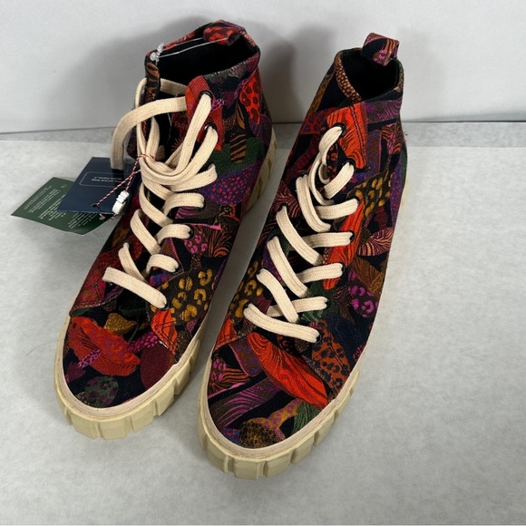 NWT FARM Rio Colorful High-Top Women's Sneakers Size 11/EUR 43 - Picture 1 of 12